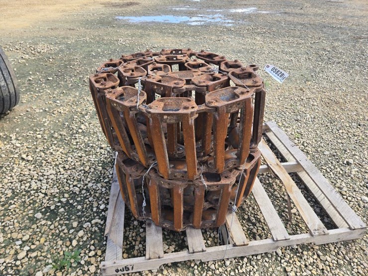 #5828-•-skid-loader-steel-tracks-for-10.5-&-12.5-tires-image-4