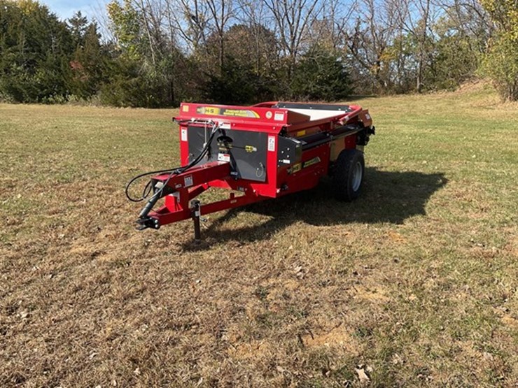 #58-•-2022-h-&-s-2213-manure-spreader-image-1