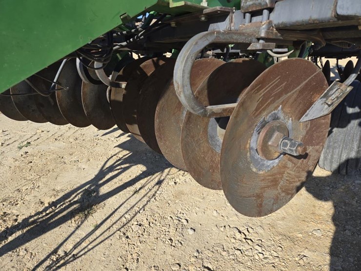 john-deere-637-image-8