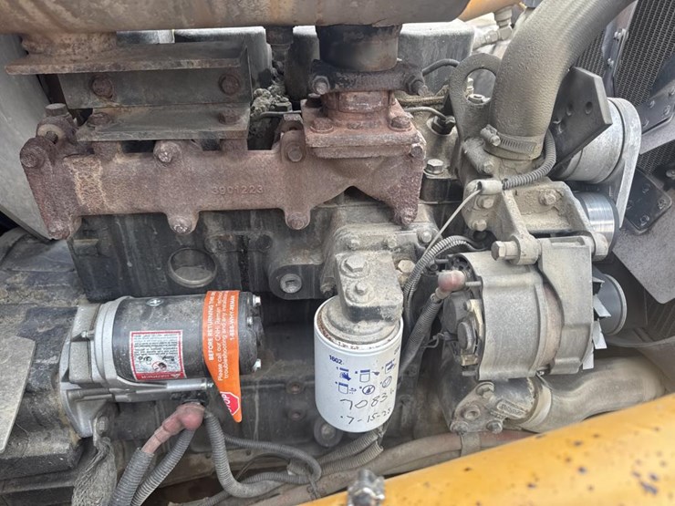 2007-case-570m-xt-image-50