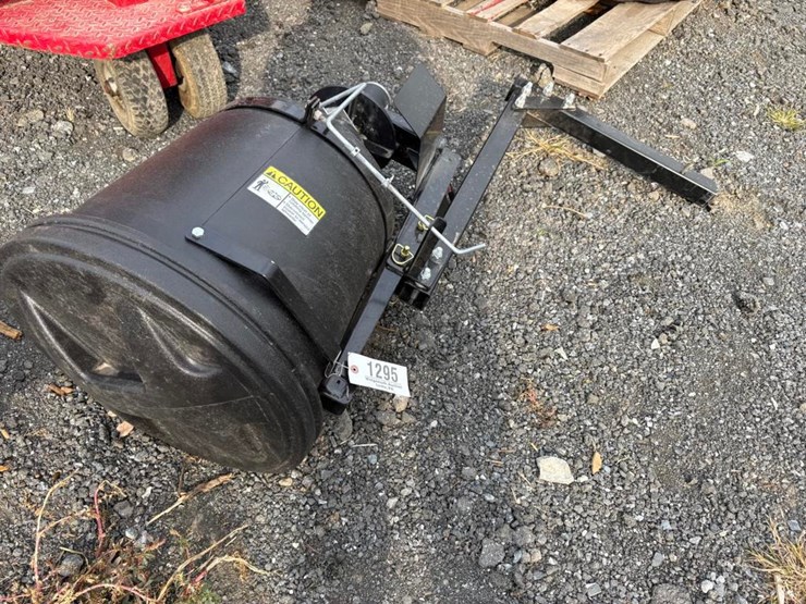 fertilizer-spreader-image-2