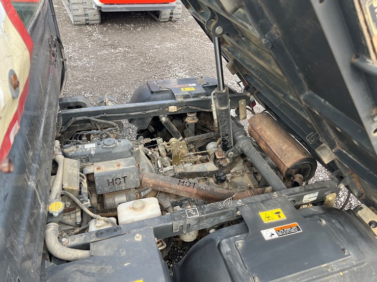 kubota-rtv1100-image-5