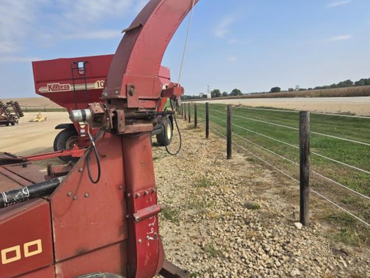 new-holland-900-image-5