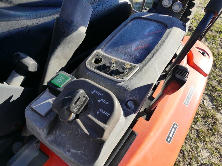 2018-kubota-u17-image-12