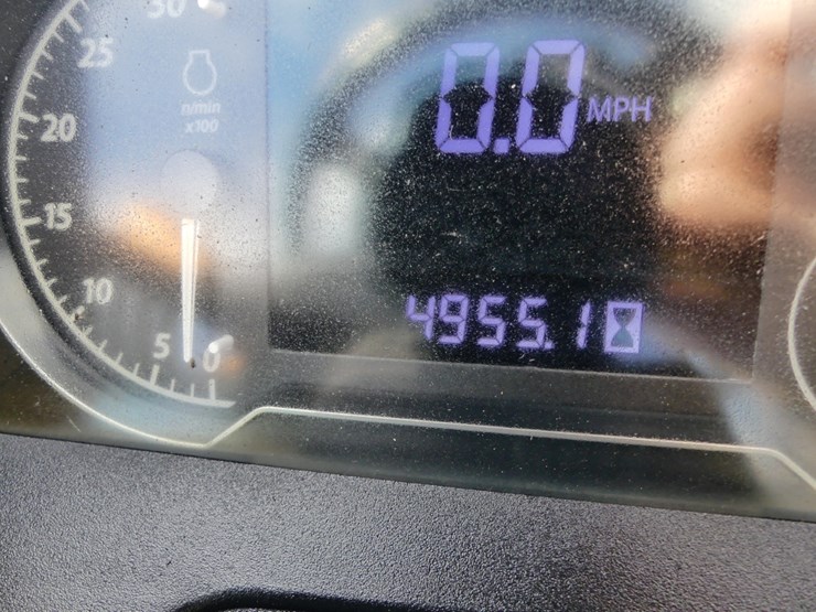 2019-john-deere-5090el-image-15