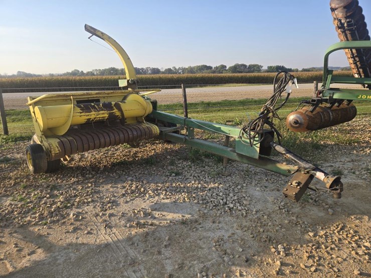 john-deere-3940-image-1