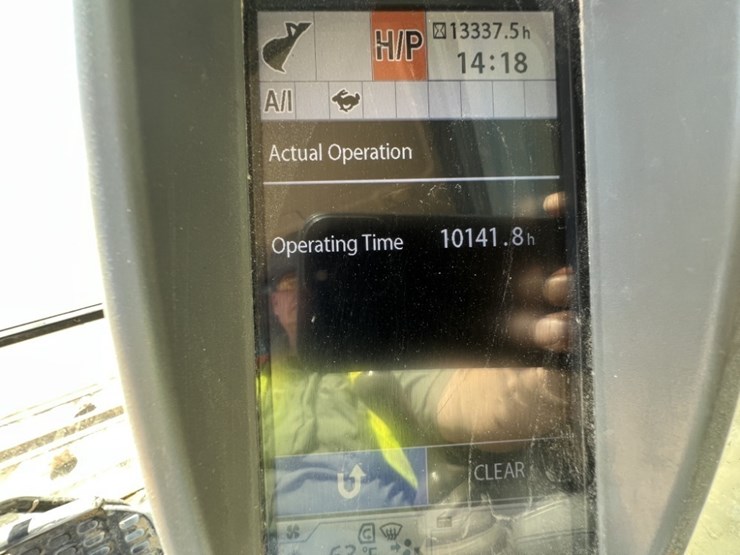 2019-deere-670g-lc-image-75