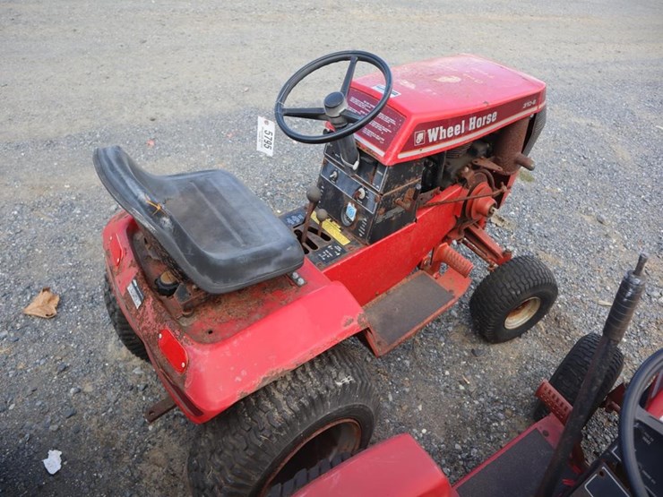 wheel-horse-lawn-&-garden-tractor-image-8
