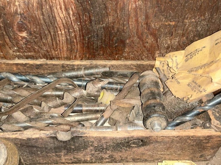 #754-•-wrenches,-tools,-miscellanous-parts-image-46