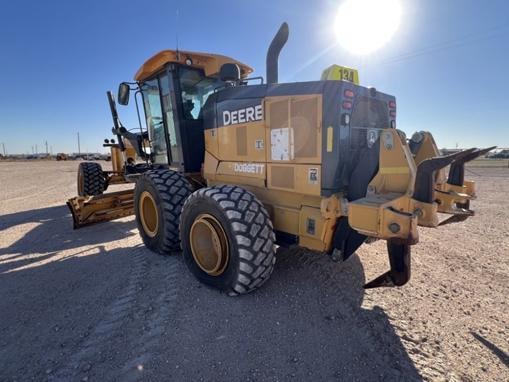 2018-deere-872gp-image-3