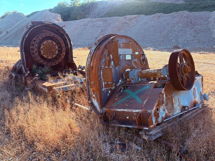 stedman-52"-portable-cage-mill-image-4