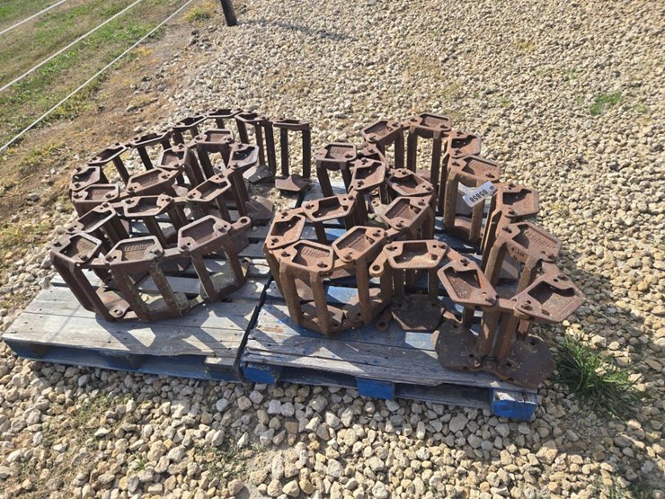 #5858-•-steel-tracks--fits-jd-475-skid-loader-image-1