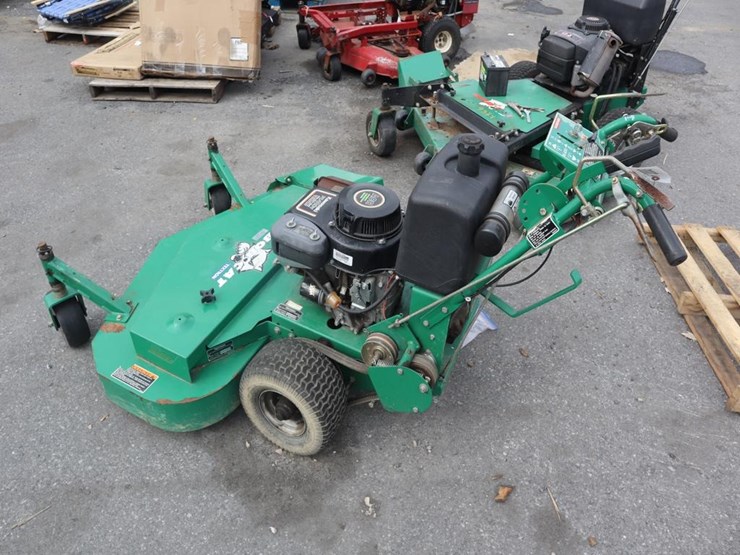 textron-bobcat-2wd-walk-behind-mower-image-5