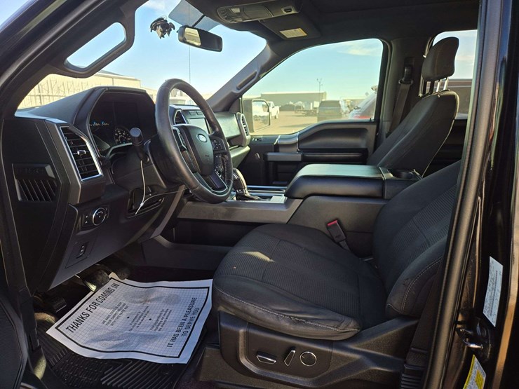 2016-ford-f150-lariat-image-13