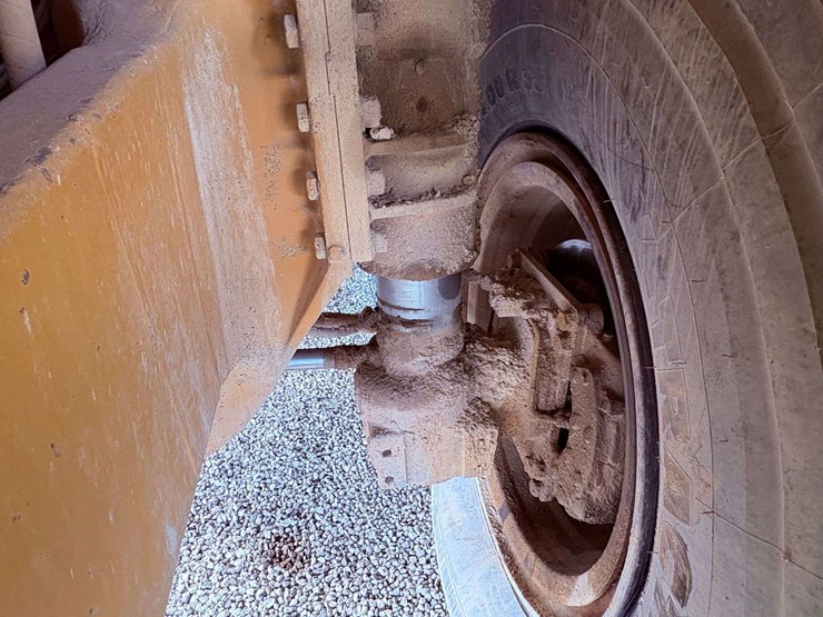 1993-caterpillar-773b-image-16