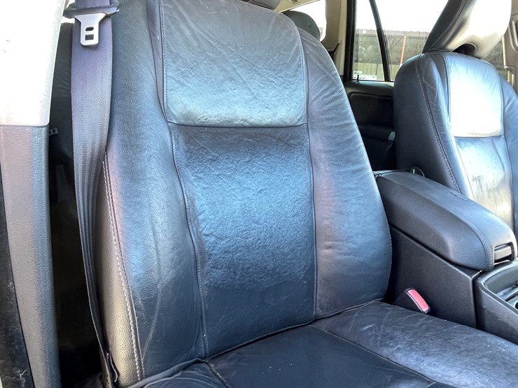 2010-volvo-xc90-image-80