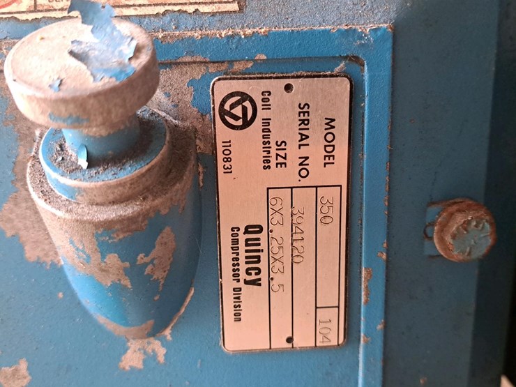 #216-•-quincy-air-compressor-image-5