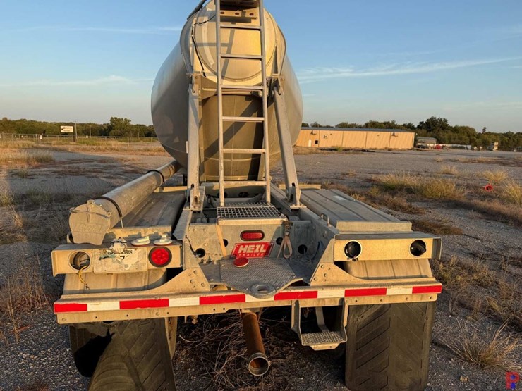 2017-heil-trailer-image-7