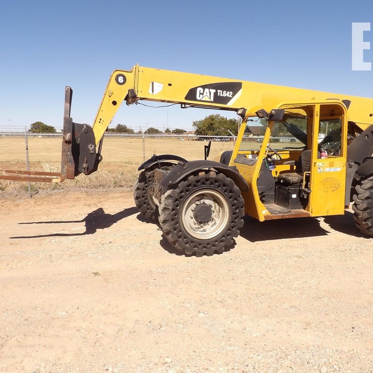 CATERPILLAR TL642
