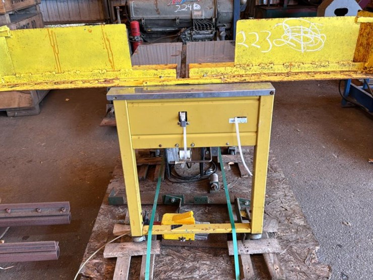 #223-•-strapping-machine-image-3