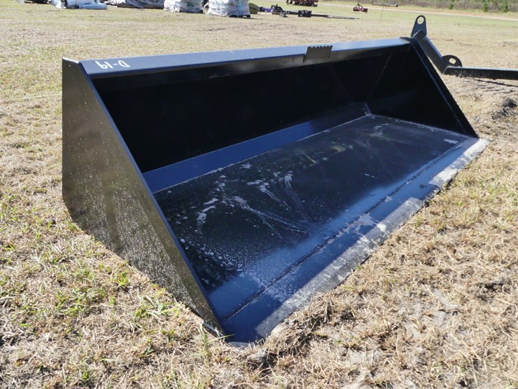 swict-78"-quick-attach-bucket-image-1