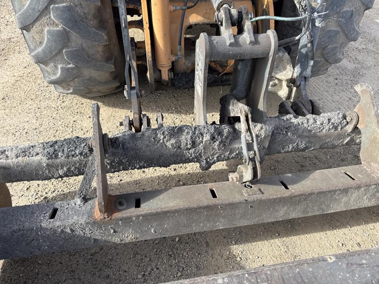 2008-case-570l-xt-image-15