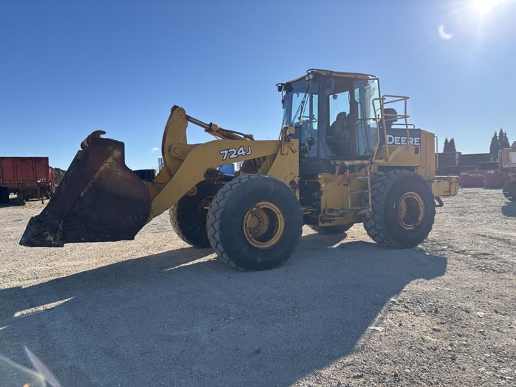 deere-724j-image-2