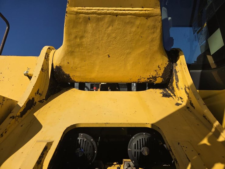 komatsu-pc400-image-25