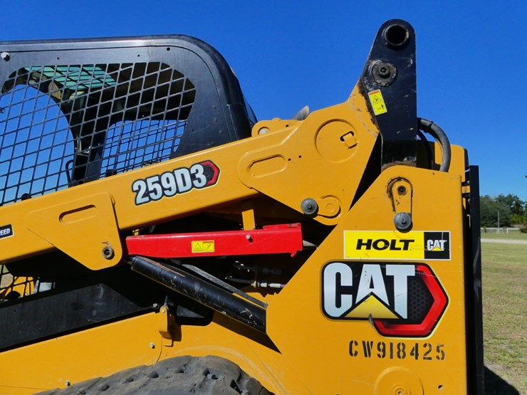 2022-caterpillar-259d3-image-7