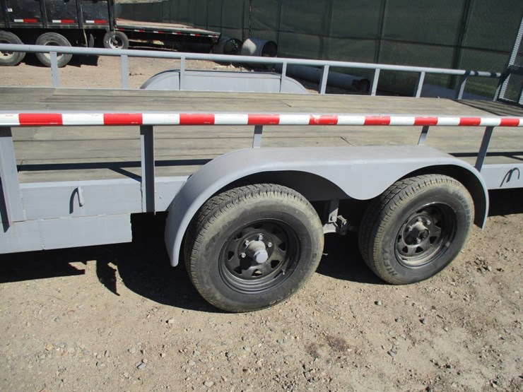 2023-utility-flatbed-image-8