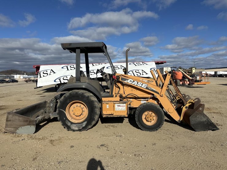 2008-case-570l-xt-image-6