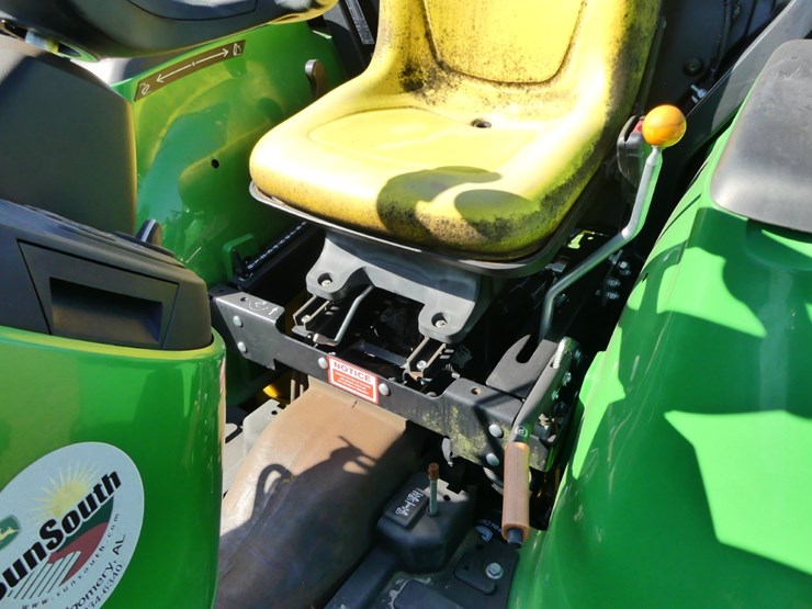 2022-john-deere-3025e-image-14