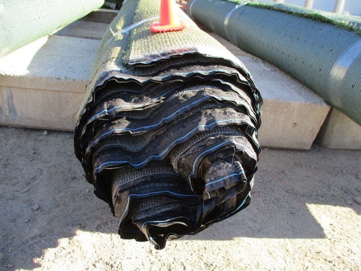 unused-roll-of-artificial-turf-image-3