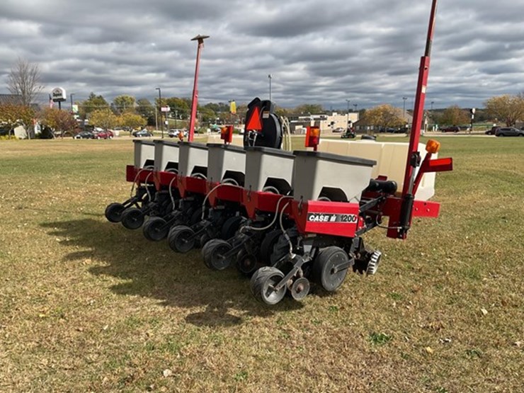 2003-case-ih-1200-image-5