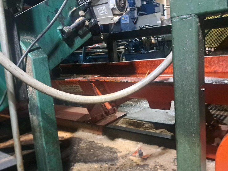 #177-•-morbark-vibrating-conveyor-image-11