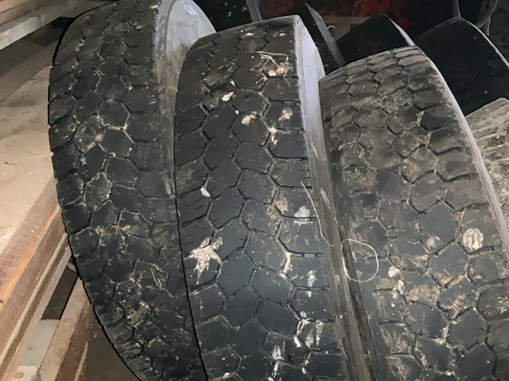 #606-•-truck-tires-image-3