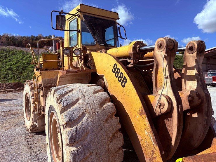 1984-caterpillar-988b-image-36
