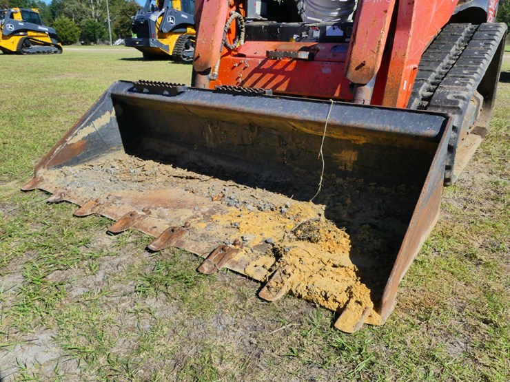 2019-kubota-svl75-2-image-13