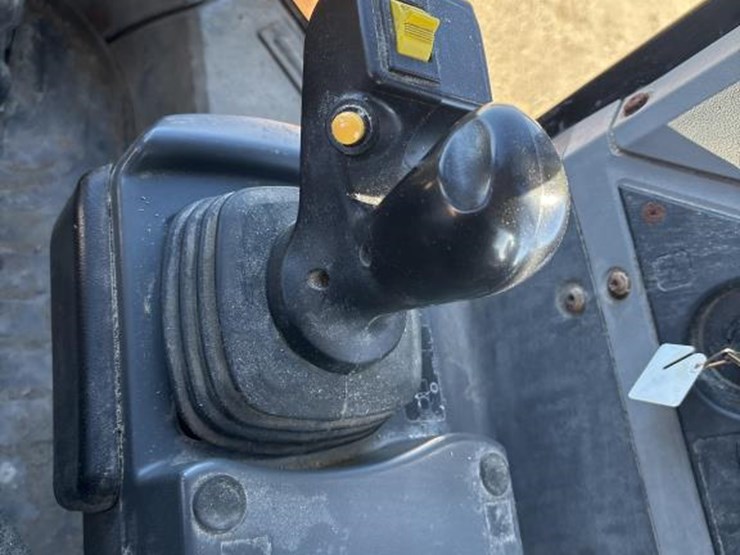 caterpillar-950k-image-43