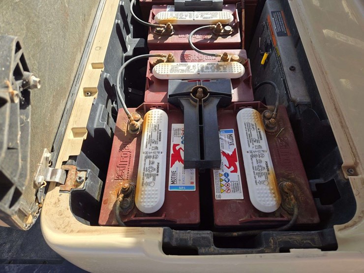 2015-club-car-golf-cart-image-12