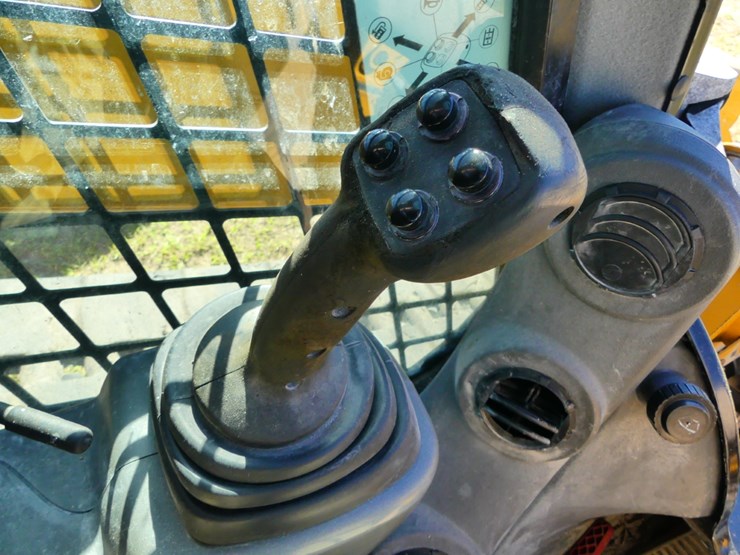 2016-caterpillar-289d-image-15