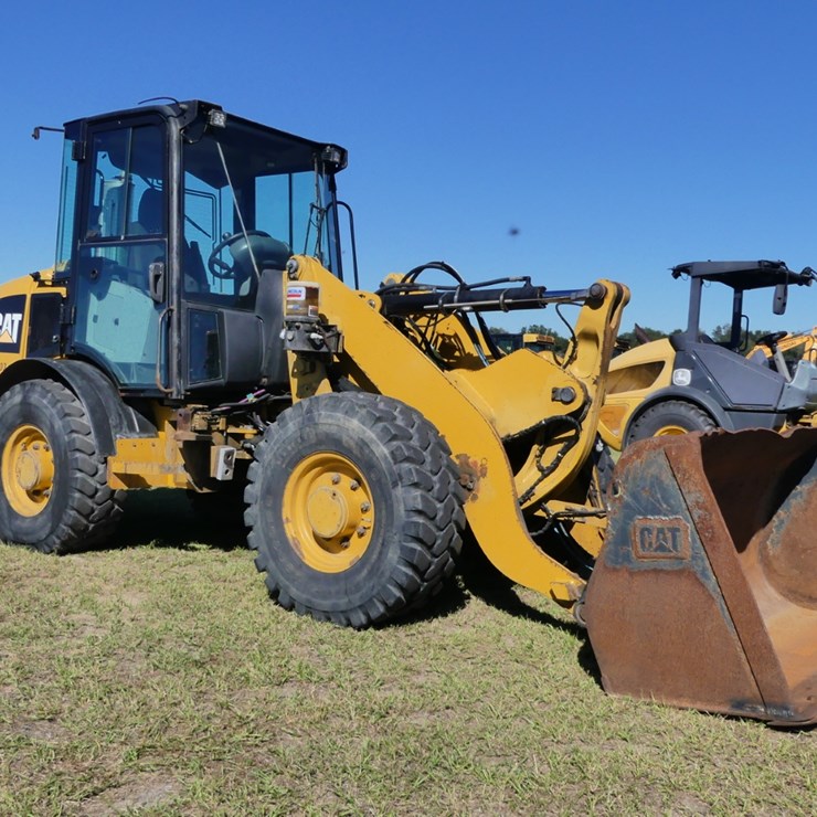 2018 CATERPILLAR 906M