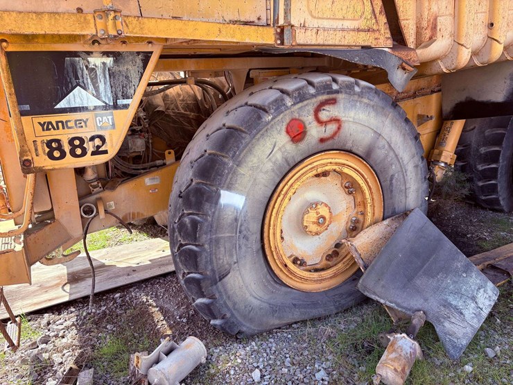 1994-caterpillar-773b-image-9