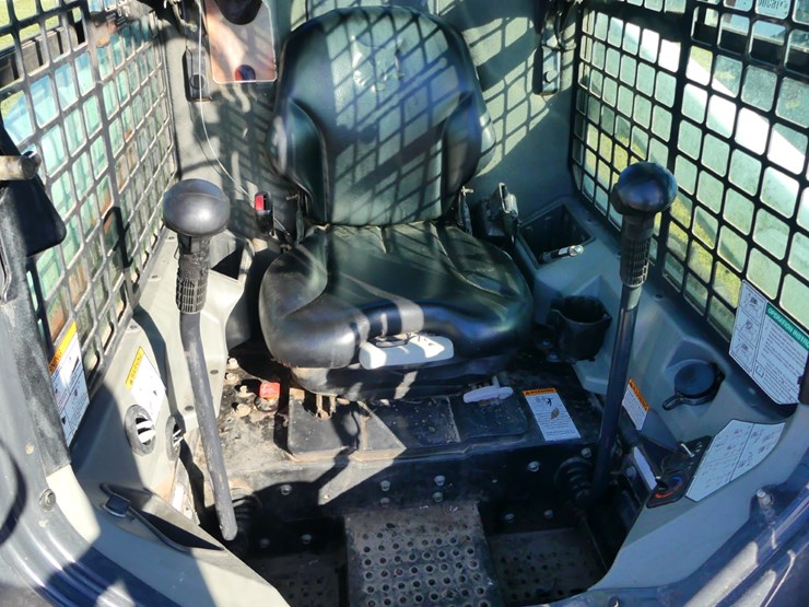 2017-bobcat-s550-image-13