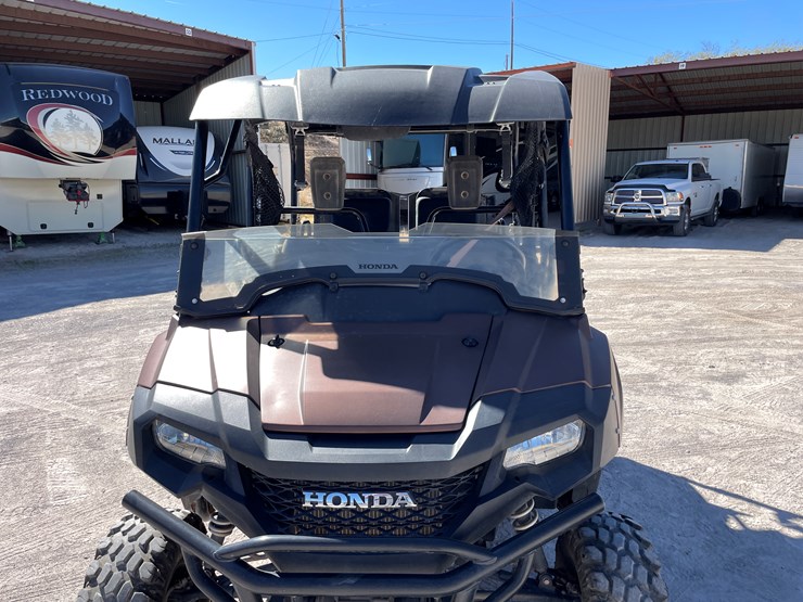 2021-honda-pioneer-700-image-16