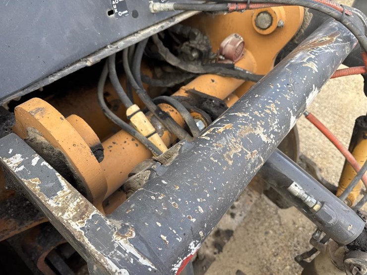 2007-case-570m-xt-image-26