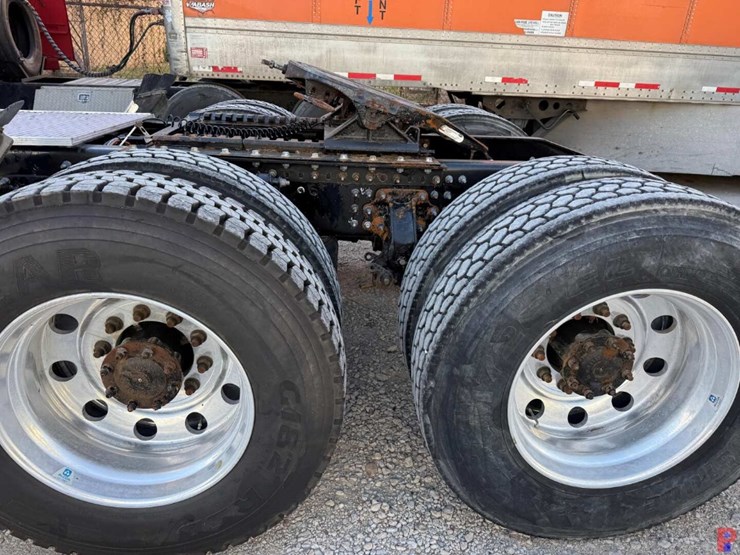 2015-mack-ch613-image-8