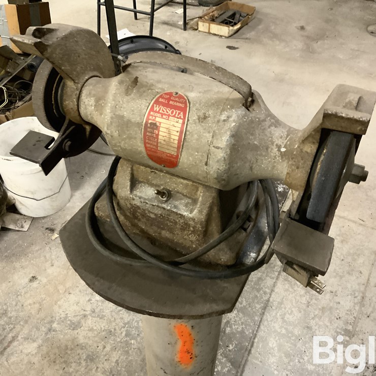 Wissota E16G Bench Grinder