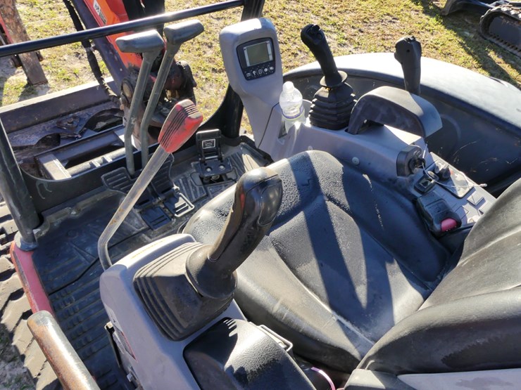 2021-kubota-kx033-4-image-13