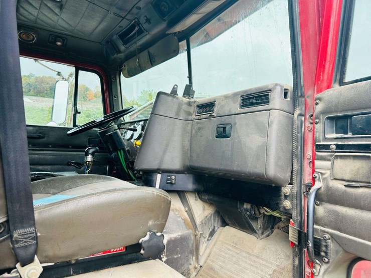 1997-international-paystar-5000-image-112